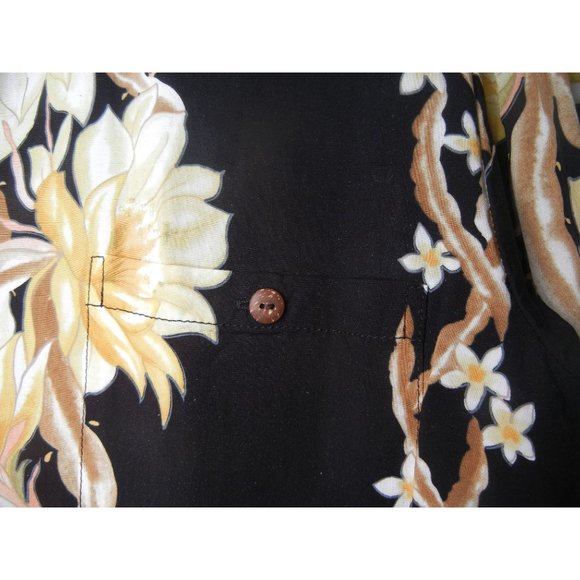 Hilo Hattie Hawaiian original 1 pocket button up casual shirt M  yellow floral - Picture 5 of 6